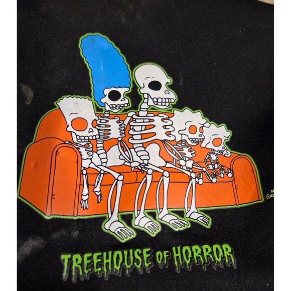 Revolution The Simpsons TREEHOUSE OF HORROR Couch Halloween Makeup Bag - Picture 3 of 12